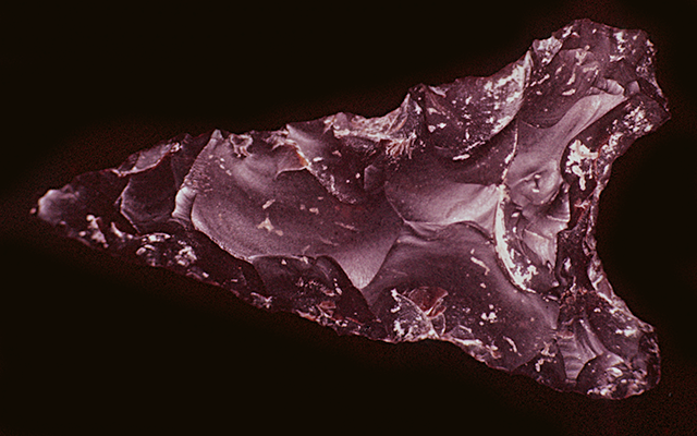 45KT28/646. Percussion Flaked Pentagonal Knife or Point, Type 2. Cultural Component VII-I, Cayuse III Subphase.