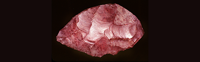 45KT28/2241. Knife, Type 1, Component I; Vantage Phase.