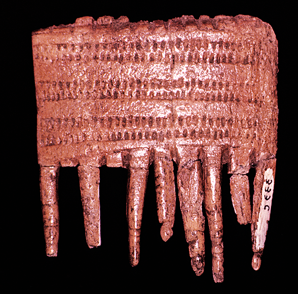 45KT28-333 Antler Comb from VIIH, Cayuse III Subphase
